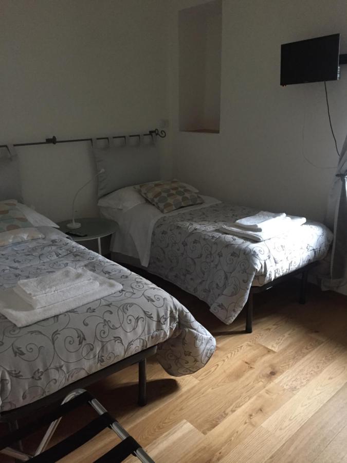 Est Locanda San Ginesio Luaran gambar