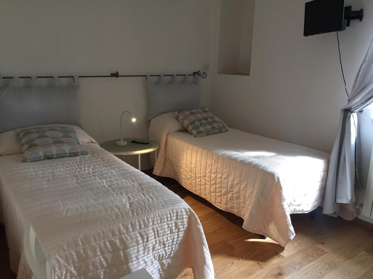 Est Locanda San Ginesio Luaran gambar