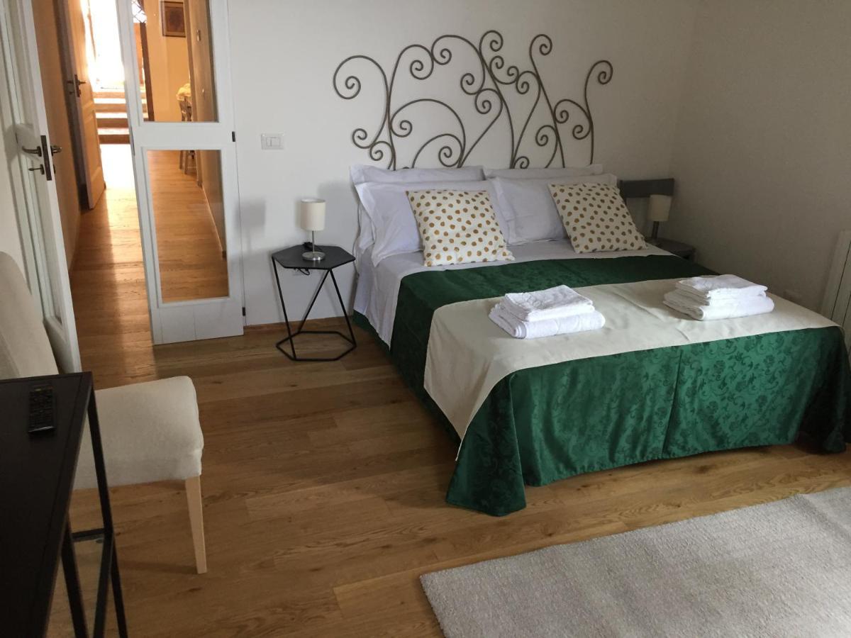 Est Locanda San Ginesio Luaran gambar