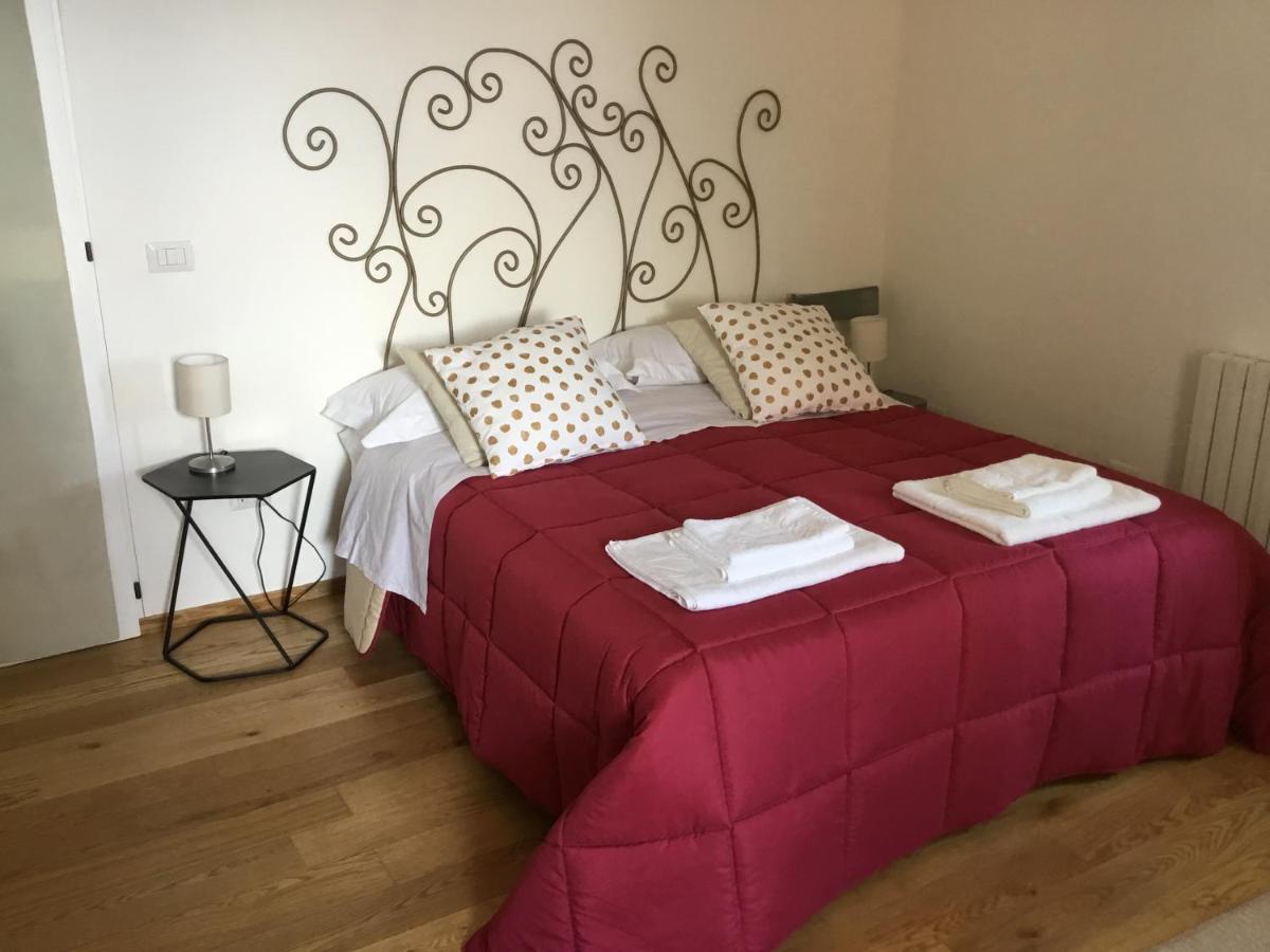 Est Locanda San Ginesio Luaran gambar