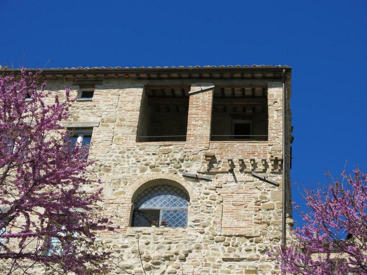 Est Locanda San Ginesio Luaran gambar