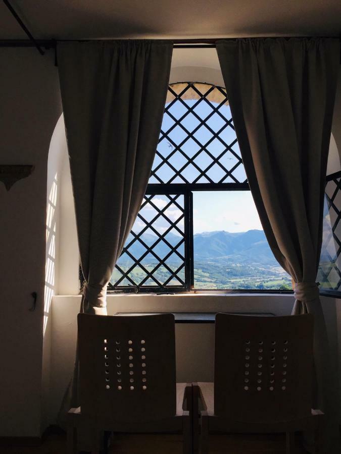 Est Locanda San Ginesio Luaran gambar